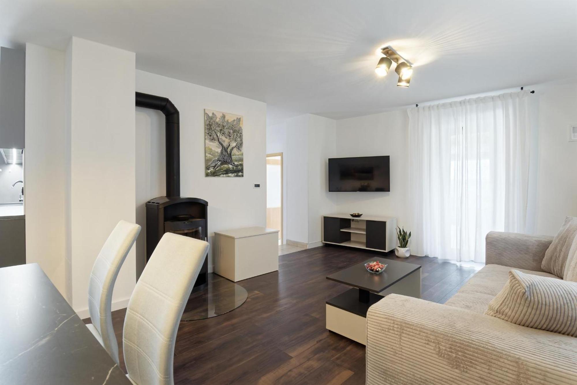 Apartment Larissa By Rent Istria Višnjan Εξωτερικό φωτογραφία